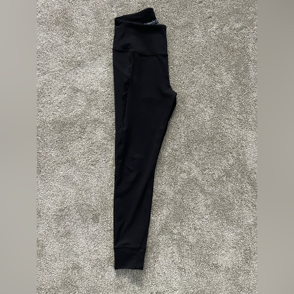 Avalanche Black Outdoor Leggings - Picture 6 of 7